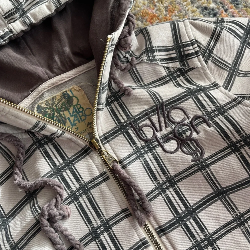 Y2K Women’s Billabong Black and White Plaid Hoodie - Picture 2 of 4
